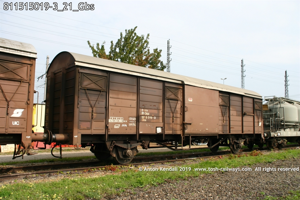811515019-3_21_Gbs.jpg